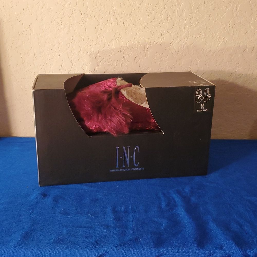 NC International Concepts Burgundy Faux Fur Slippers M 7/8 House Shoes NIB